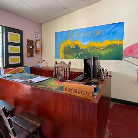 Hostel Villa Mary Taganga Extérieur photo