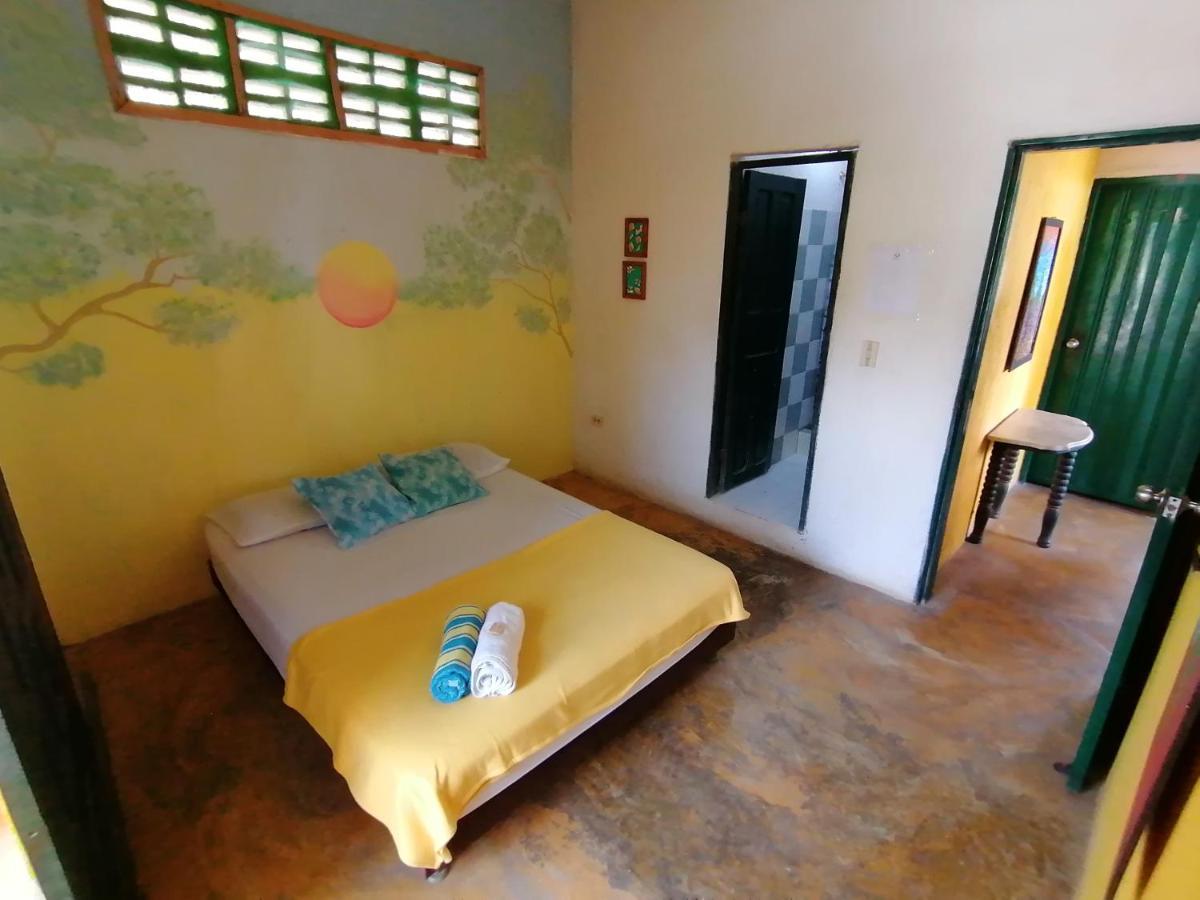 Hostel Villa Mary Taganga Extérieur photo