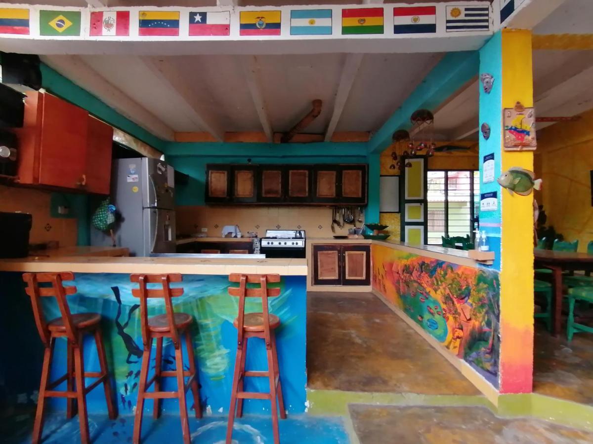 Hostel Villa Mary Taganga Extérieur photo