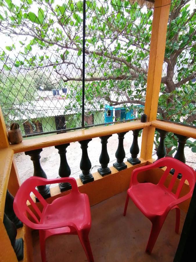 Hostel Villa Mary Taganga Extérieur photo