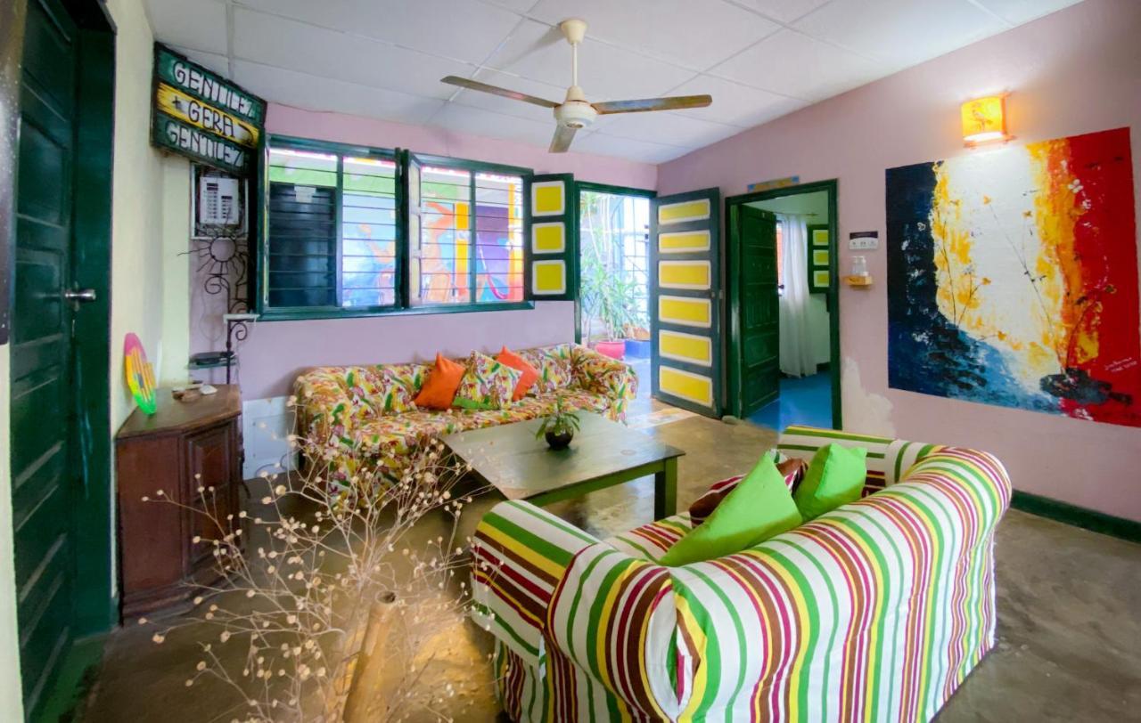 Hostel Villa Mary Taganga Extérieur photo