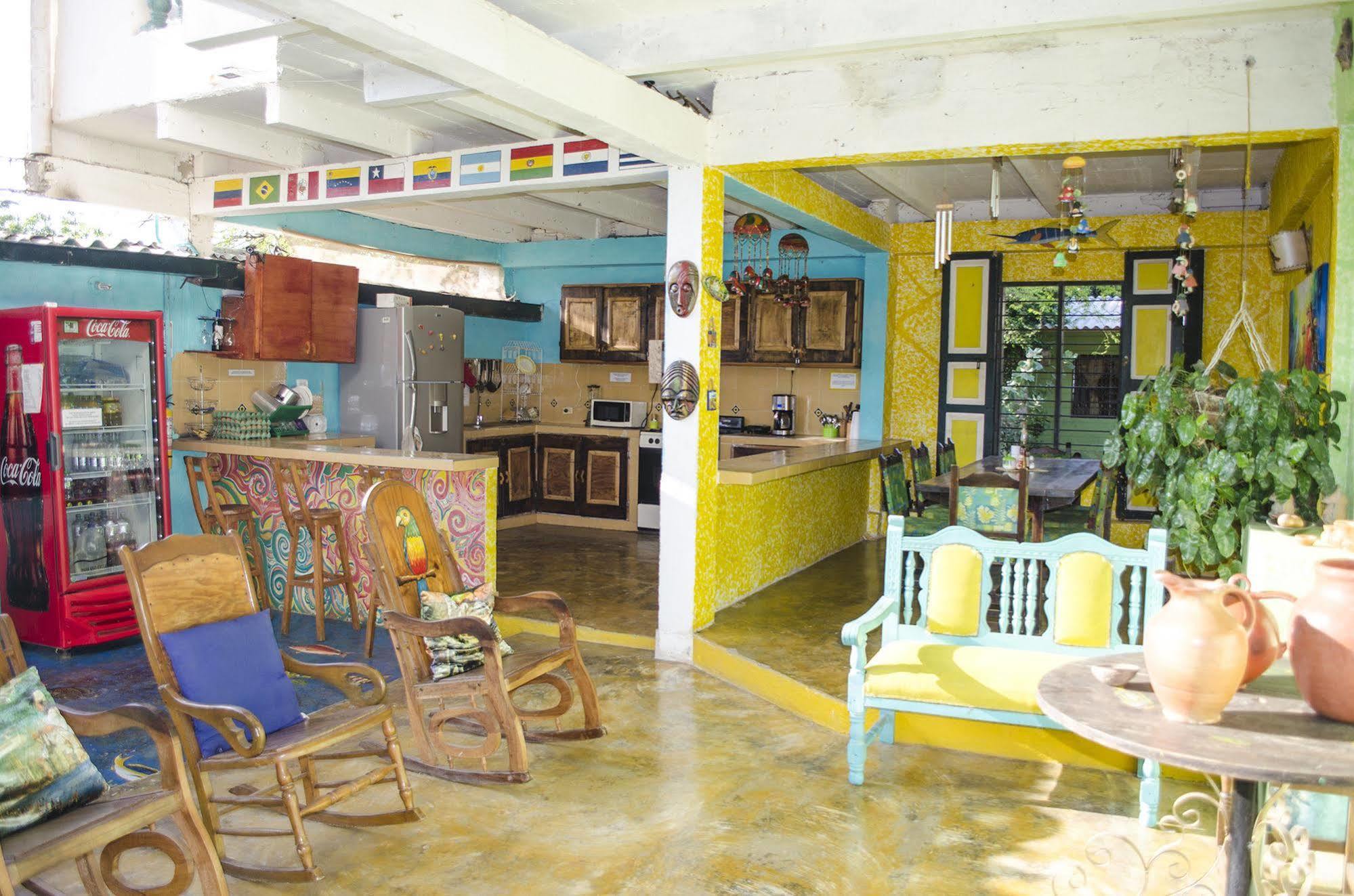 Hostel Villa Mary Taganga Extérieur photo