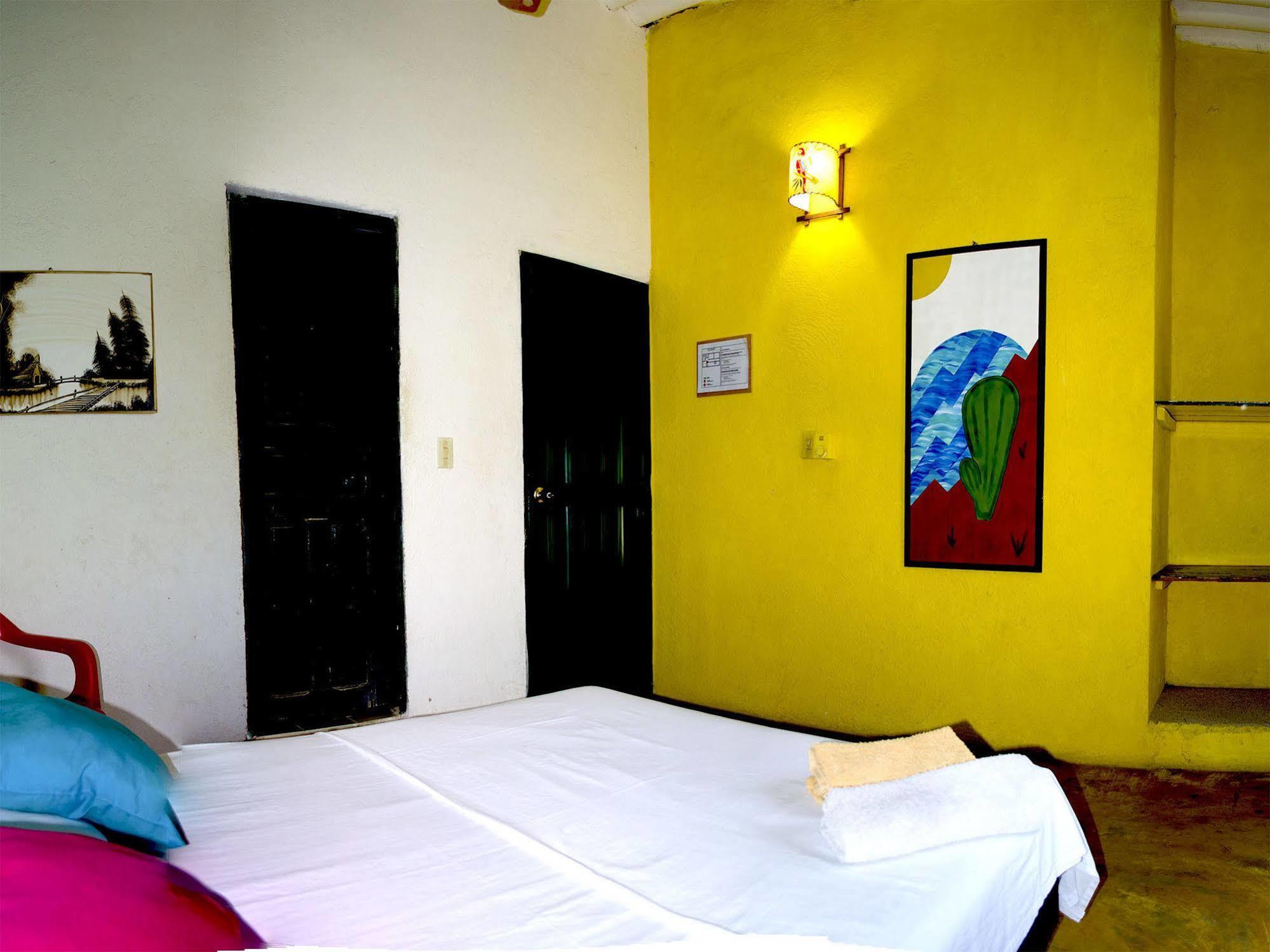 Hostel Villa Mary Taganga Extérieur photo